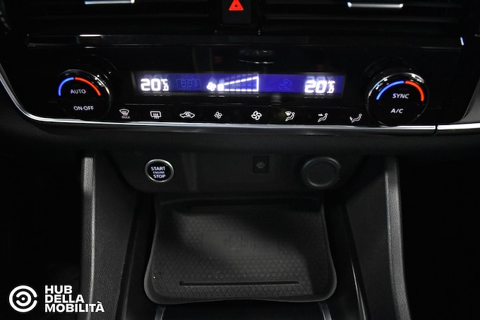 NISSAN Qashqai MHEV 140 CV Business